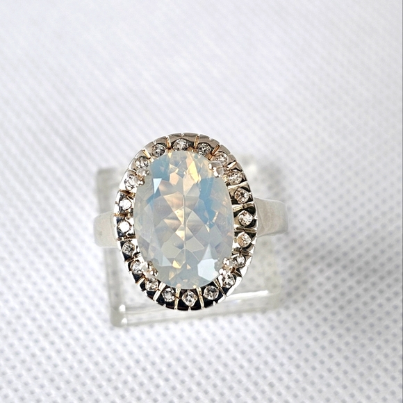 Victoria Wieck Silver Ring with Iridescent Gemstone - Picture 1 of 5